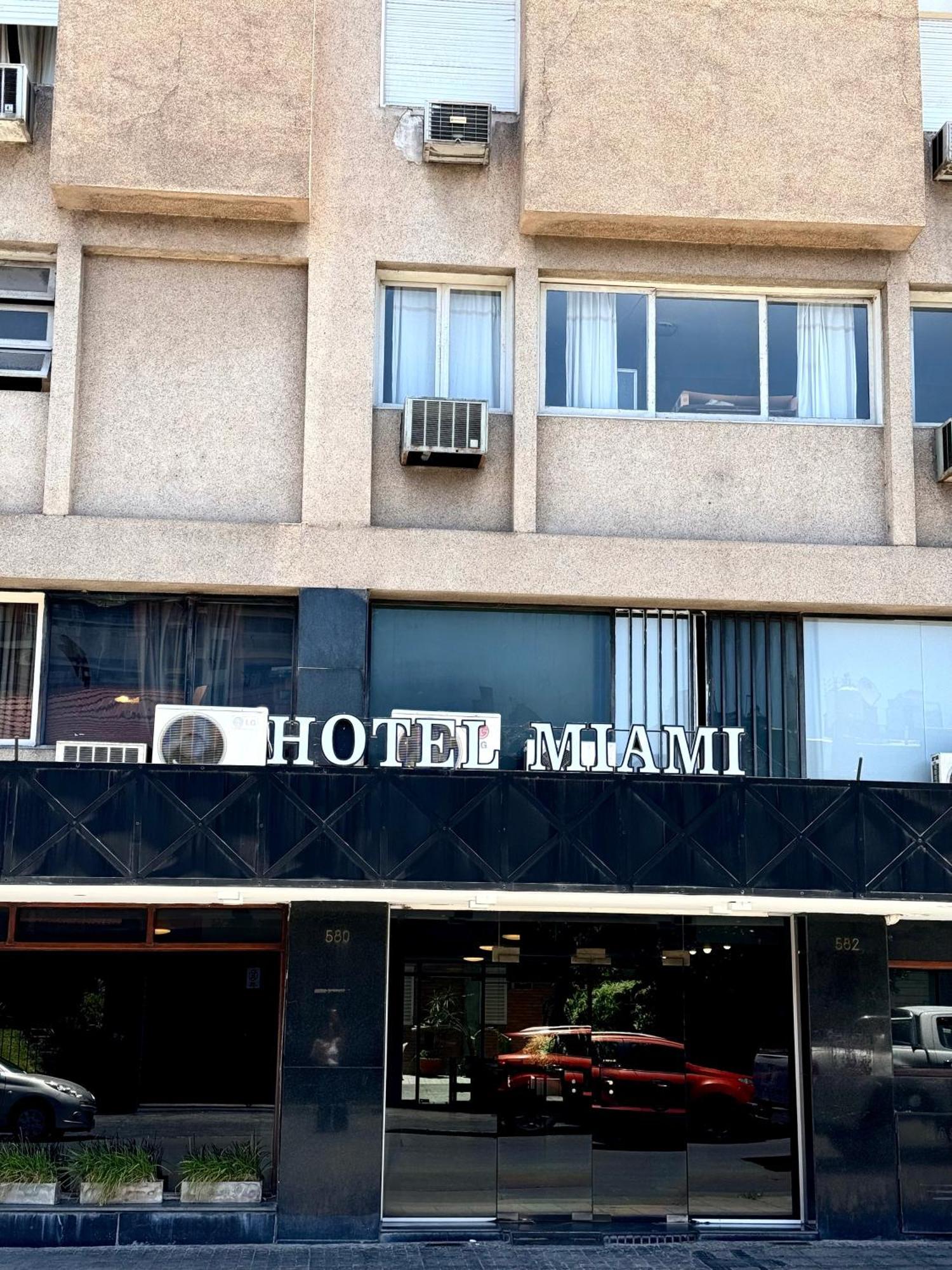 Hotel Miami San Miguel de Tucumán Kültér fotó